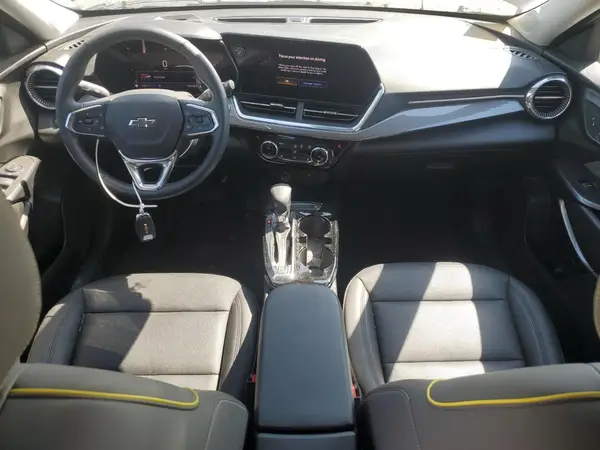 KL77LKEPXSC027034 2025 CHEVROLET TRAX - Image 8
