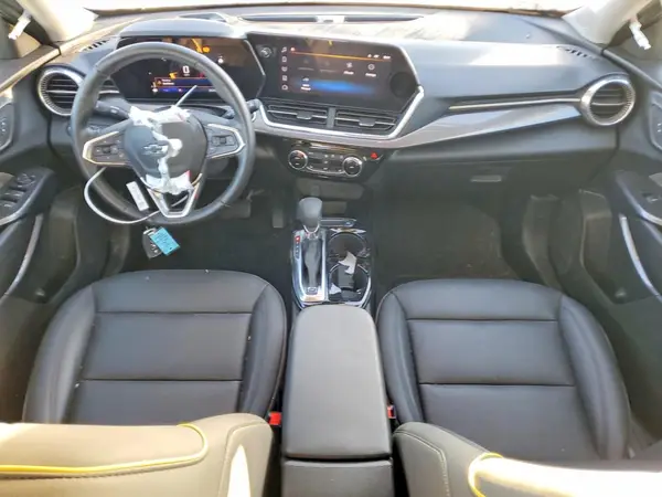 KL77LKEPXSC065136 2025 CHEVROLET TRAX - Image 8