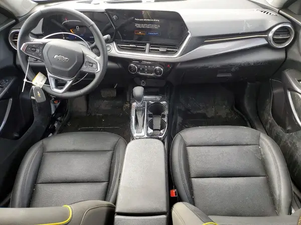 KL77LKEPXSC111533 2025 CHEVROLET TRAX - Image 8