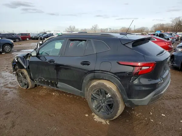 KL77LKEPXSC204956 2025 CHEVROLET TRAX - Image 2