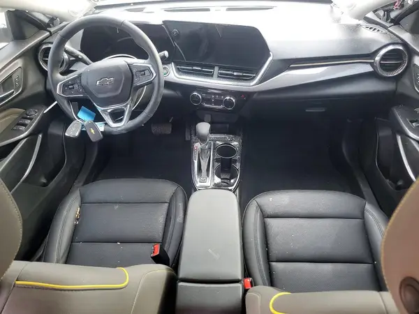 KL77LKEPXSC215049 2025 CHEVROLET TRAX - Image 8