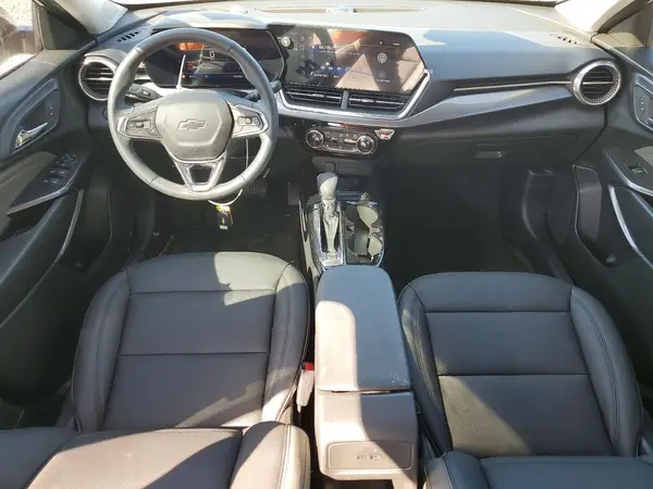 KL77LKEPXSC262372 2025 CHEVROLET TRAX - Image 8