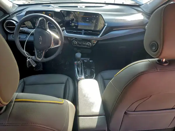 KL77LKEPXSC270584 2025 CHEVROLET TRAX - Image 8