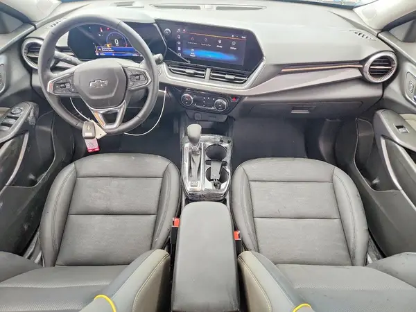 KL77LKEPXSC318505 2025 CHEVROLET TRAX - Image 8