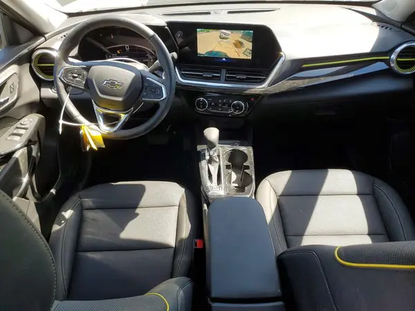 KL77LKEPXSC331366 2025 CHEVROLET TRAX - Image 8