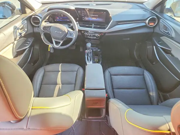 KL77LKEPXTC004659 2026 CHEVROLET TRAX - Image 8