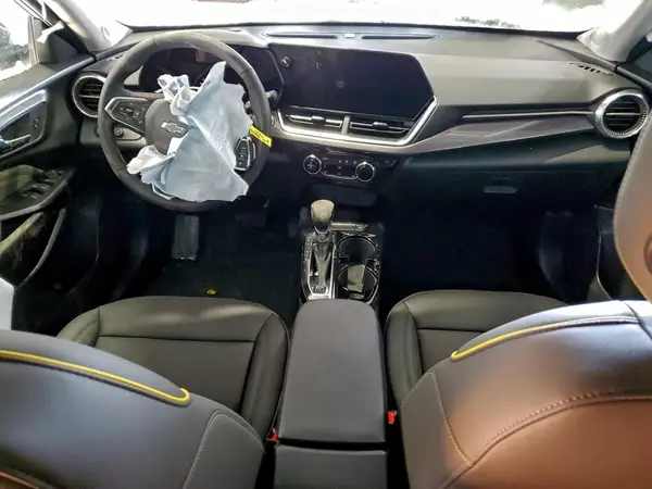 KL77LKEPXTC023986 2026 CHEVROLET TRAX - Image 8