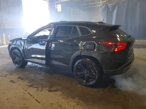 KL77LKEPXTC054607 2026 CHEVROLET TRAX - Image 2