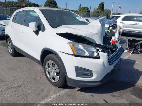 KL7CJKSB0GB561203 2016 CHEVROLET TRAX - Image 1