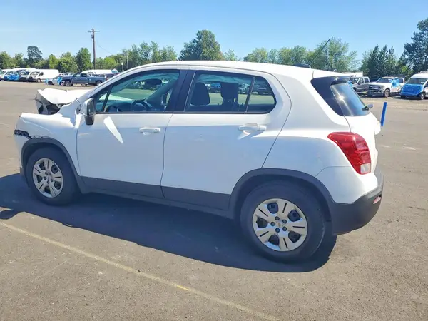 KL7CJKSB0GB583850 2016 CHEVROLET TRAX - Image 2