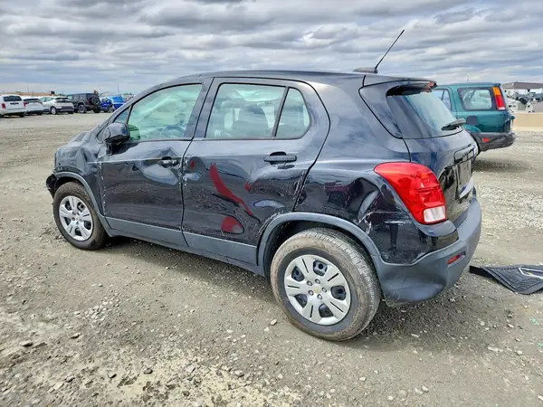 KL7CJKSB0GB598011 2016 CHEVROLET TRAX - Image 2