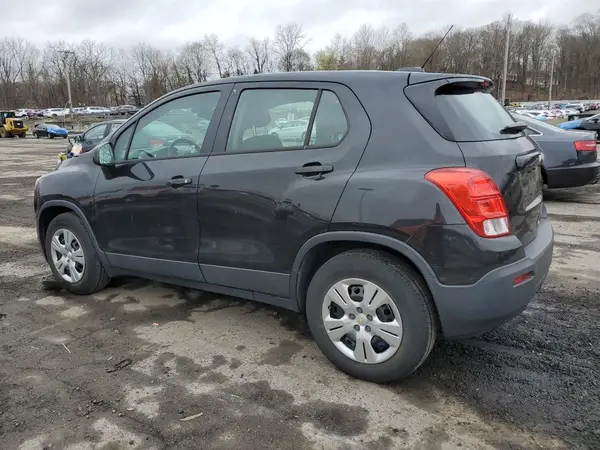 KL7CJKSB0GB631248 2016 CHEVROLET TRAX - Image 2