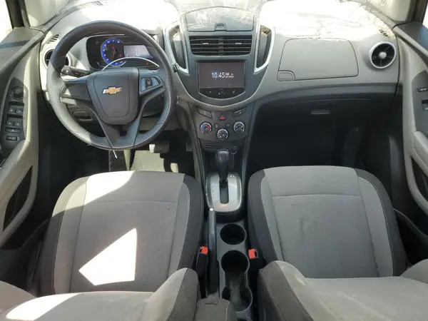 KL7CJKSB0GB663987 2016 CHEVROLET TRAX - Image 8