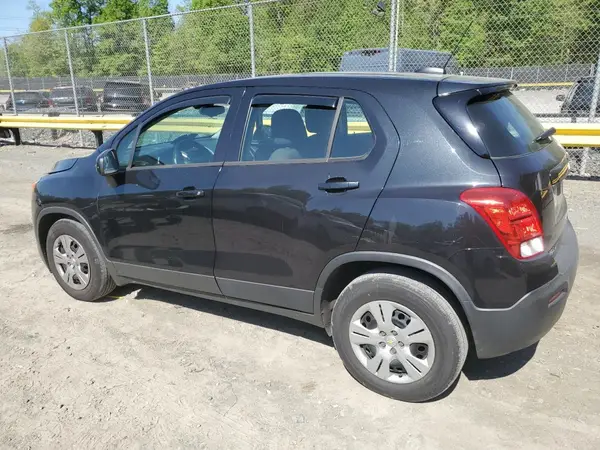 KL7CJKSB0GB692566 2016 CHEVROLET TRAX - Image 2
