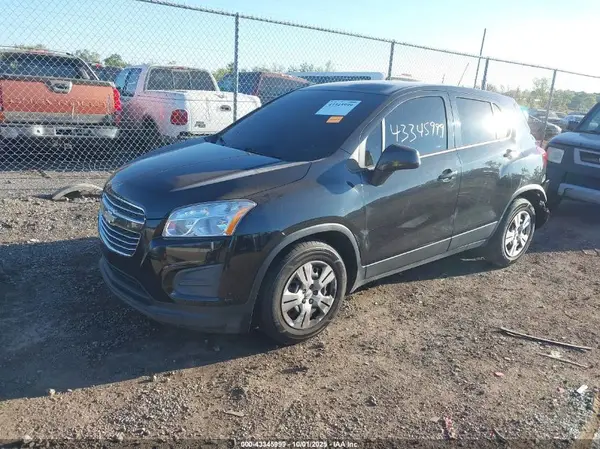 KL7CJKSB0GB731057 2016 CHEVROLET TRAX - Image 2