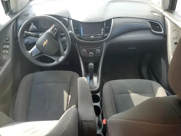 KL7CJKSB0HB173258 2017 CHEVROLET TRAX - Image 8