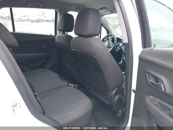 KL7CJKSB0HB232583 2017 CHEVROLET TRAX - Image 8