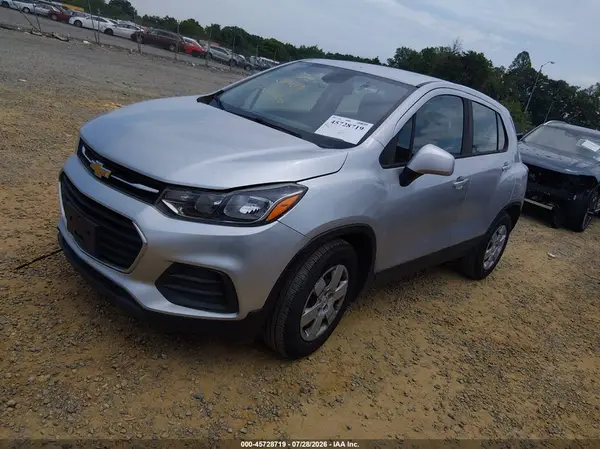 KL7CJKSB0HB244801 2017 CHEVROLET TRAX - Image 2