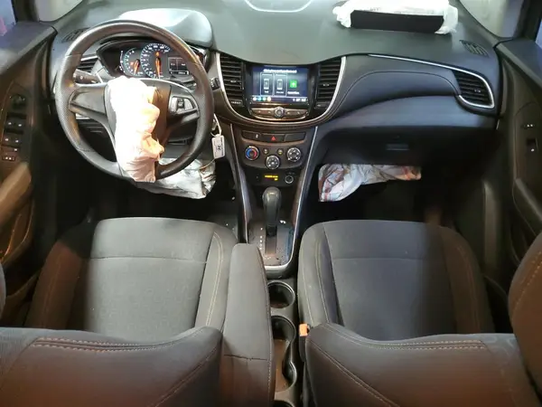KL7CJKSB0JB628745 2018 CHEVROLET TRAX - Image 8
