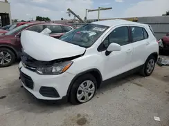 KL7CJKSB0JB721815 2018 CHEVROLET TRAX