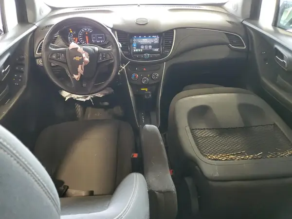 KL7CJKSB0LB028939 2020 CHEVROLET TRAX - Image 8