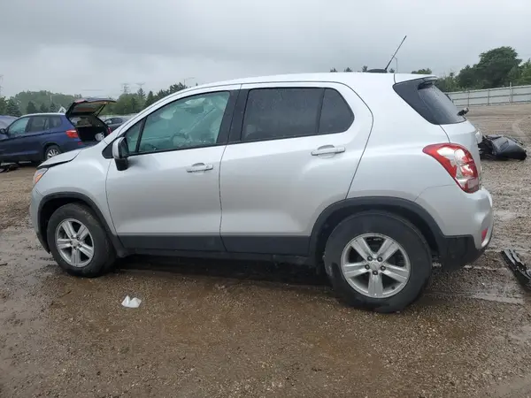 KL7CJKSB0LB029590 2020 CHEVROLET TRAX - Image 2