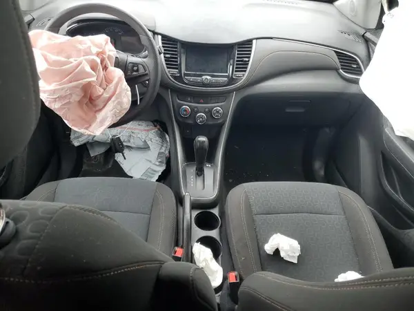 KL7CJKSB0LB029590 2020 CHEVROLET TRAX - Image 8