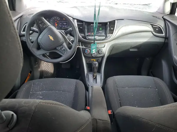 KL7CJKSB0LB049306 2020 CHEVROLET TRAX - Image 8