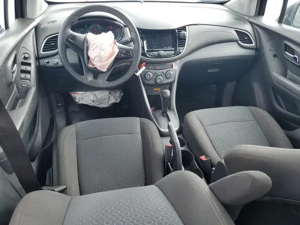 KL7CJKSB0LB052447 2020 CHEVROLET TRAX - Image 8