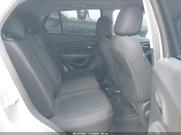 KL7CJKSB0LB312202 2020 CHEVROLET TRAX - Image 8