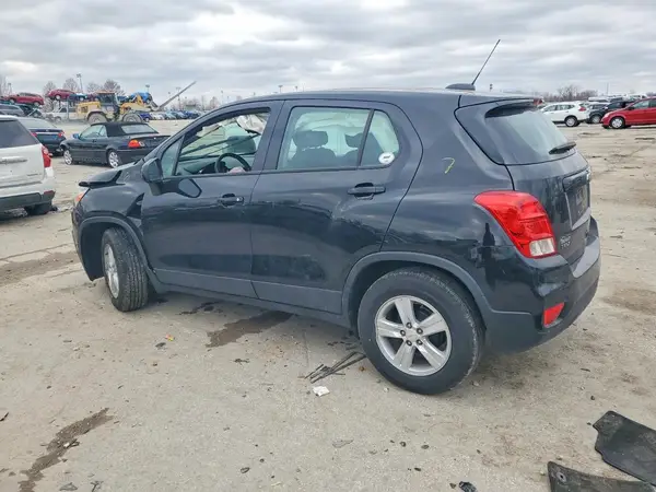 KL7CJKSB0LB316959 2020 CHEVROLET TRAX - Image 2
