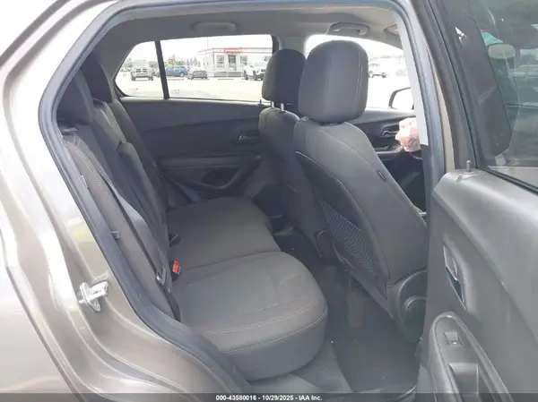 KL7CJKSB0LB342252 2020 CHEVROLET TRAX - Image 8