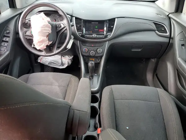 KL7CJKSB0LB344390 2020 CHEVROLET TRAX - Image 8