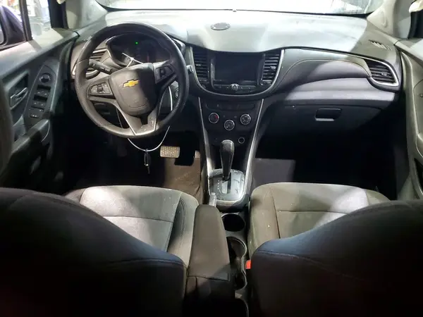 KL7CJKSB0MB300570 2021 CHEVROLET TRAX - Image 8