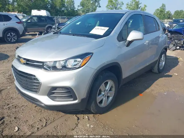 KL7CJKSB0MB309981 2021 CHEVROLET TRAX - Image 2