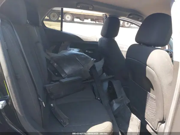 KL7CJKSB0MB310256 2021 CHEVROLET TRAX - Image 8