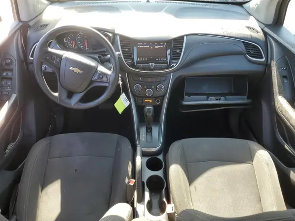 KL7CJKSB0MB323265 2021 CHEVROLET TRAX - Image 8