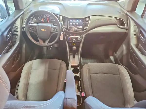 KL7CJKSB0MB336050 2021 CHEVROLET TRAX - Image 8