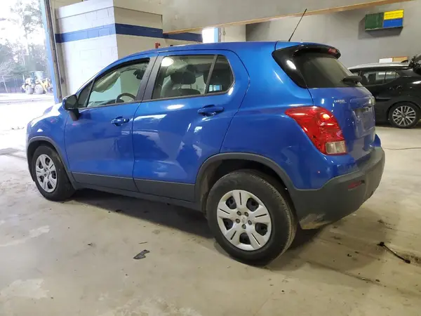 KL7CJKSB1GB537721 2016 CHEVROLET TRAX - Image 2