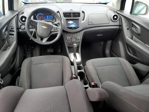 KL7CJKSB1GB663142 2016 CHEVROLET TRAX - Image 8