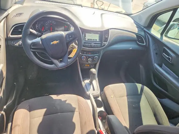 KL7CJKSB1HB053310 2017 CHEVROLET TRAX - Image 8