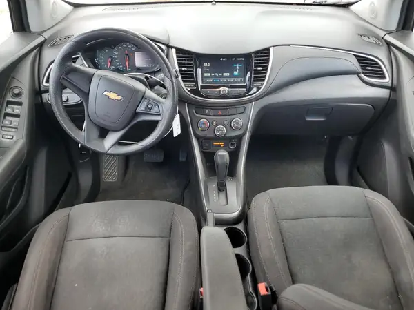 KL7CJKSB1HB062962 2017 CHEVROLET TRAX - Image 8