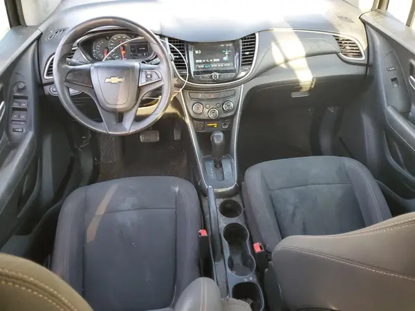 KL7CJKSB1HB072505 2017 CHEVROLET TRAX - Image 8