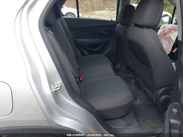 KL7CJKSB1HB133691 2017 CHEVROLET TRAX - Image 8
