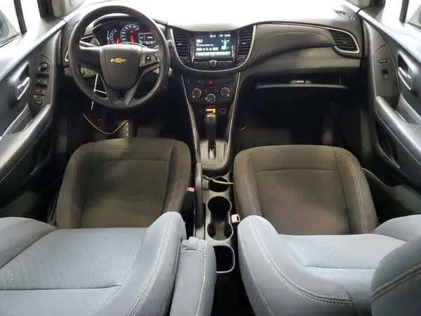 KL7CJKSB1HB208406 2017 CHEVROLET TRAX - Image 8