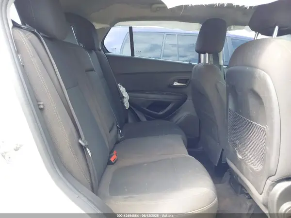 KL7CJKSB1HB237663 2017 CHEVROLET TRAX - Image 8