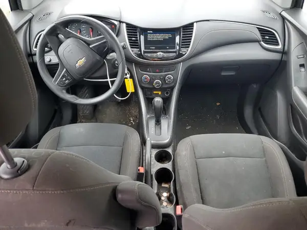 KL7CJKSB1JB602428 2018 CHEVROLET TRAX - Image 8