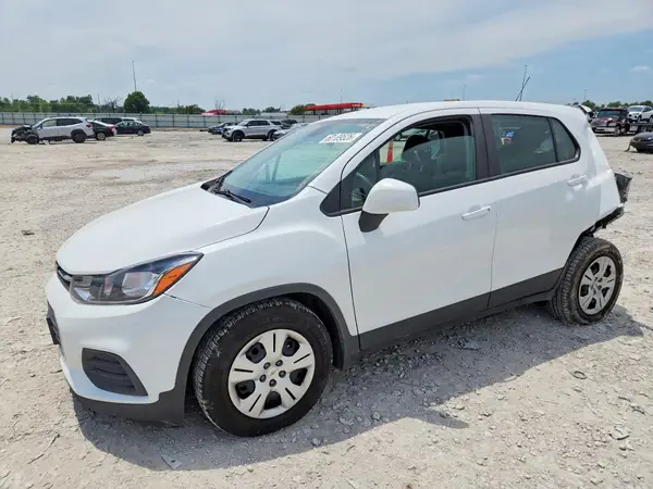 KL7CJKSB1JB721919 2018 CHEVROLET TRAX - Image 1