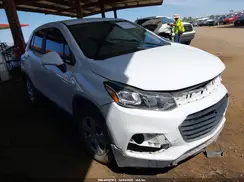 KL7CJKSB1JB722567 2018 CHEVROLET TRAX