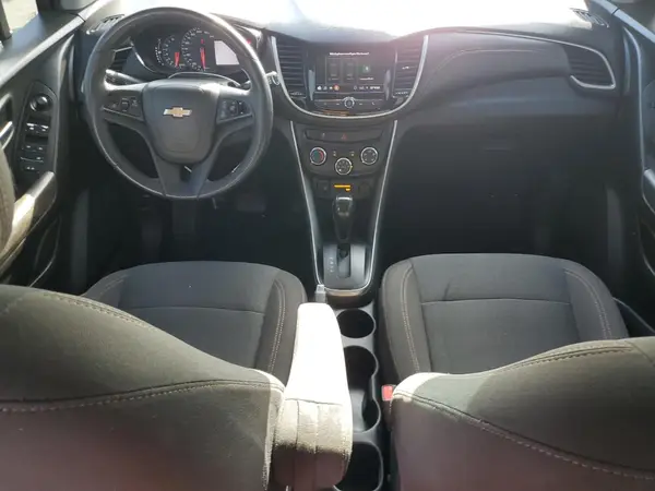 KL7CJKSB1LB017772 2020 CHEVROLET TRAX - Image 8